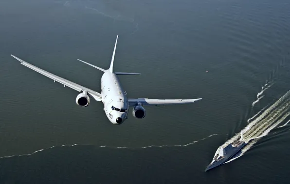 US NAVY, DDG 1000, USS Zumwalt, P-8A Poseidon