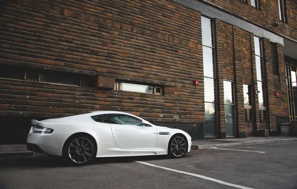 Aston Martin, DBS, white