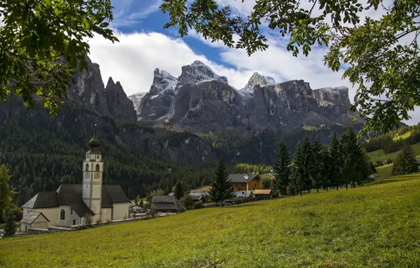Картинка горы, ветки, дома, деревня, Италия, церковь, Italy, Доломитовые Альпы