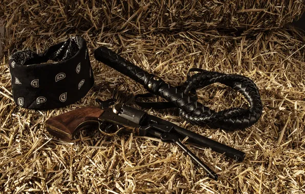 Картинка pistol, revolver, hay, whip, bandana