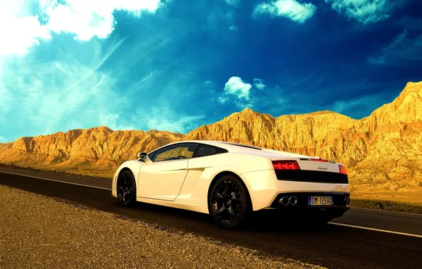 Дорога, небо, облака, Lamborghini