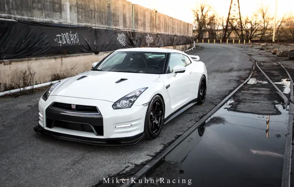 Картинка nissan, white, wheels, black, gtr