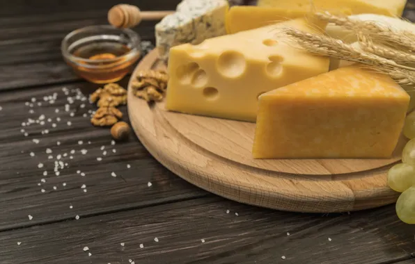 Стол, доски, еда, сыр, куски, кусочки, колосья, орехи