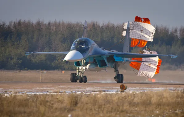 Картинка посадка, новый, ВПП, из Новосибирска, парашюты, Су 34, прибытие на авиабазу, Балтимор