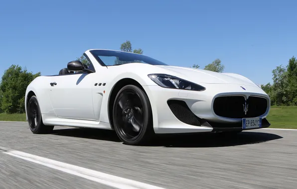 Дорога, Maserati, GranCabrio
