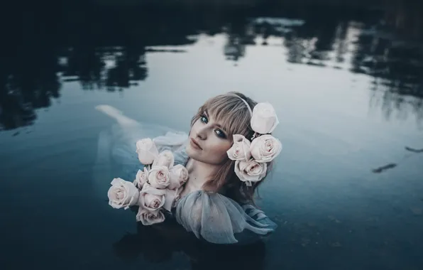 Лето, взгляд, вода, девушка, отражения, цветы, лицо, поза