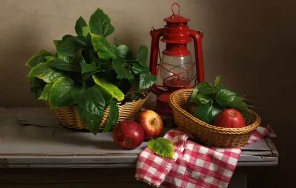 Листья, яблоки, фонарь, натюрморт, корзинка