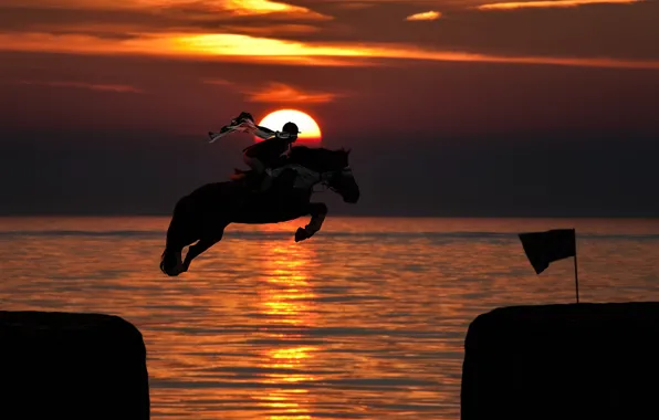 Картинка закат, океан, прыжок, лошадь, Солнце, всадник