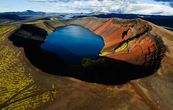 Картинка озеро, вулкан, кратер