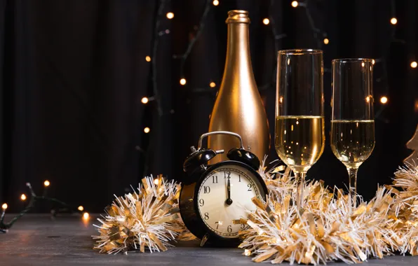 Часы, бутылка, будильник, Новый год, мишура, шампанское, фужер