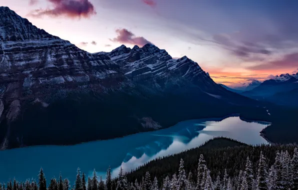 Картинка лес, снег, закат, горы, озеро, вечер, Канада, Banff National Park