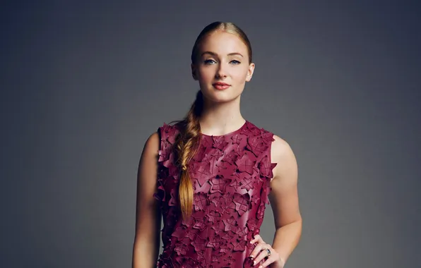 Взгляд, поза, фон, портрет, платье, актриса, красотка, Sophie Turner