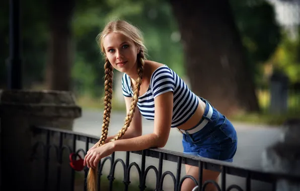 Картинка girl, shorts, beautiful, cute, pigtails