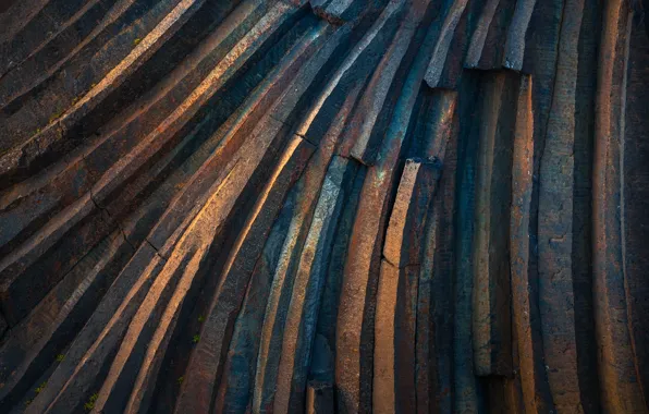 Nature, texture, iron