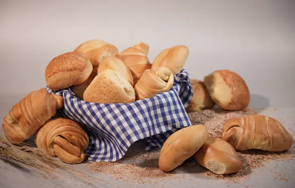 Выпечка, булочки, круассаны