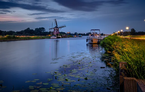 Картинка пейзаж, природа, вечер, освещение, фонари, мельница, канал, Нидерланды
