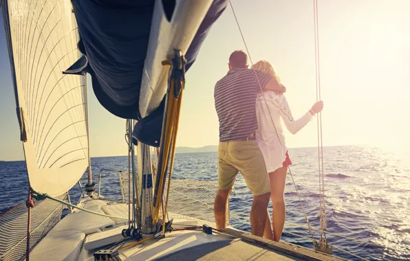 Картинка море, солнце, яхта, пара, парус, двое