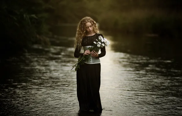 Картинка цветы, река, девочка, Paola