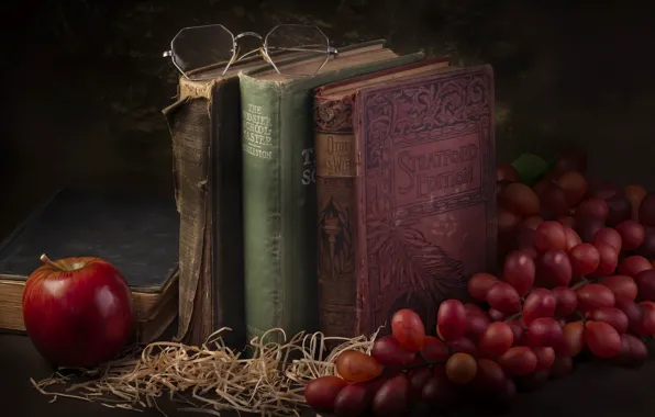 Картинка яблоко, книги, виноград