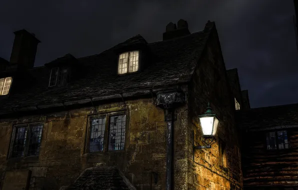 Картинка свет, ночь, дом, мрак, здание, окна, фонари, Великобритания