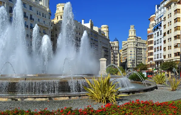 Картинка небо, цветы, дома, площадь, фонтан, Испания, Валенсия