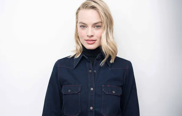 Портрет, актриса, блондинка, белый фон, рубашка, красотка, Margot Robbie, Марго Робби
