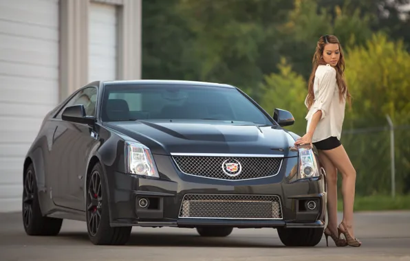 Авто, Девушки, красивая девушка, Cadillac CTS-V, позирует над машиной, LindaTom