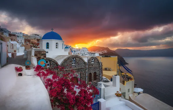Картинка море, закат, горы, побережье, здания, дома, Санторини, Греция