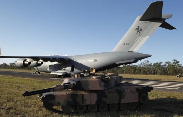 Картинка танк, самолёт, аэродром, боевой, стратегический, M1A1, военно-транспортный, Абрамс