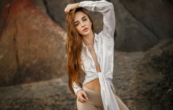 Девушка, поза, камни, шорты, блузка, рыжая, Иван Ковалёв, велосипедки