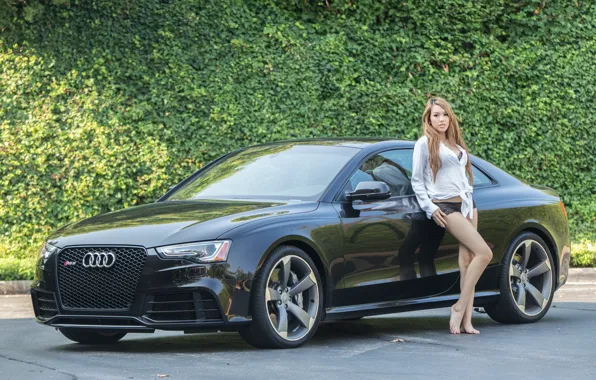 Авто, взгляд, Audi, Девушки, красивая девушка, позирует над машиной, LindaTom