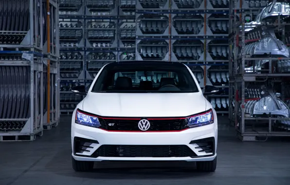 Картинка белый, Volkswagen, седан, вид спереди, 2018, четырёхдверный, Passat GT
