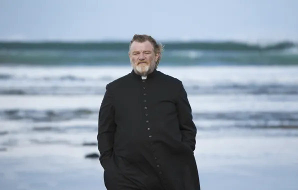 Море, волны, камни, фильм, мужчина, борода, пастырь, Brendan Gleeson