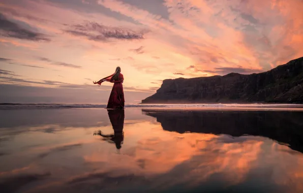 Девушка, закат, горы, поза, озеро, платье, Lizzy Gadd