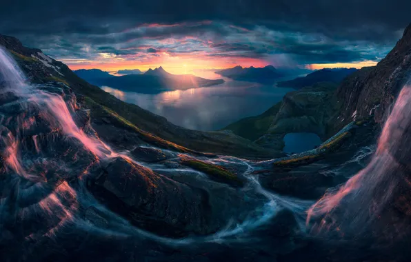 Вода, солнце, горы, скалы, поток, фьорд, Северная Норвегия
