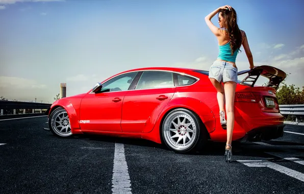 Картинка взгляд, Audi, Девушки, очки, азиатка, красивая девушка, стоит над машиной, красный авто