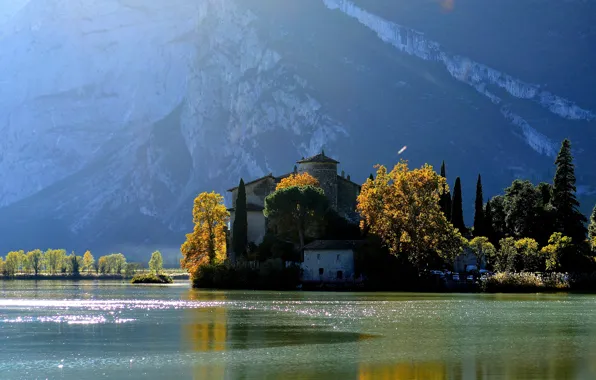 Картинка осень, деревья, горы, река, замок, Природа, Италия, river