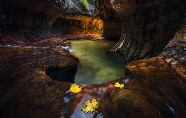 Осень, река, камни, скалы, листва, поток, пещера, грот