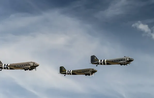 Картинка небо, оружие, самолёты, Douglas C-47A