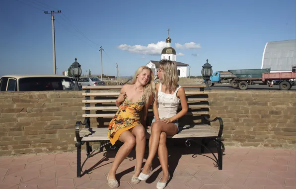 Models, gorgeous, photoshoot, posing, beautiful face, outdoors, two girls, Lia