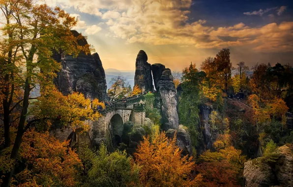 Картинка осень, деревья, люди, скалы, Германия, Саксония, Бастайский мост