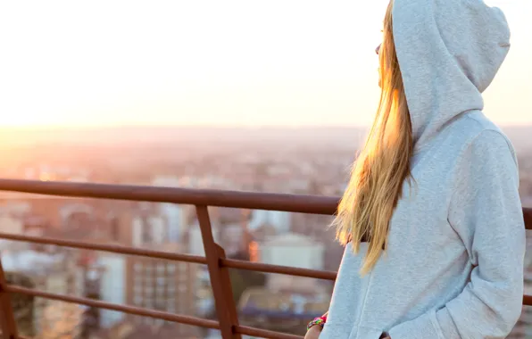 Картинка девушка, солнце, свет, город