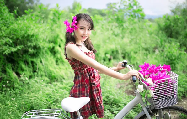 Картинка цветы, велосипед, улыбка, восточная девушка