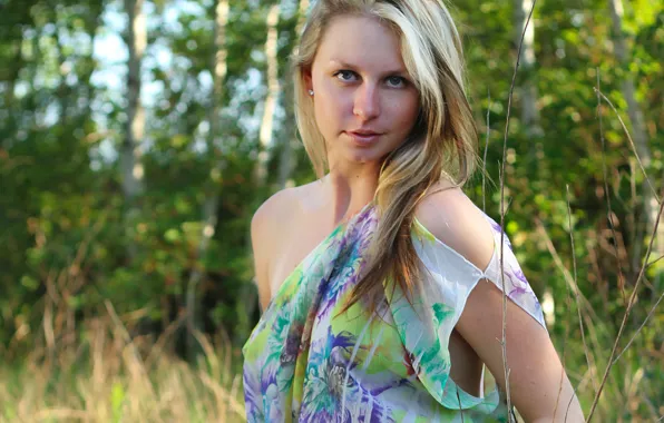 Картинка girl, grass, blouse, long hair, trees, nature, beautiful, pretty