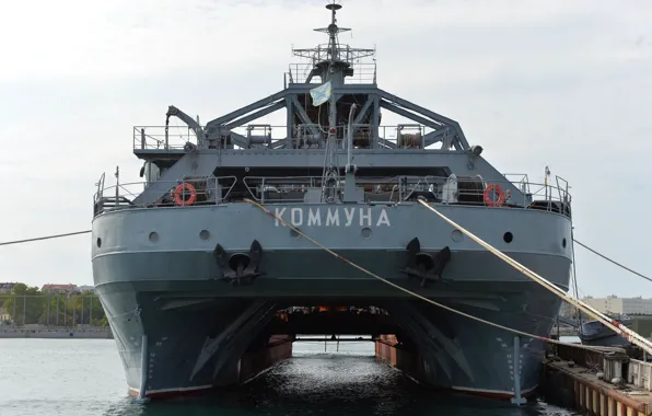 Катамаран, спасатель, коммуна