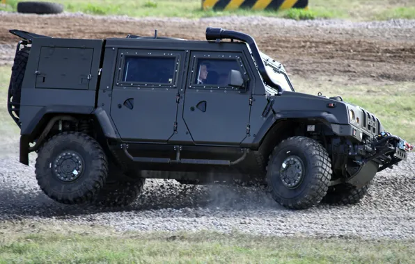 Автомобиль, Многоцелевой, Рысь, Бронированный, Армейский, Iveco LMV