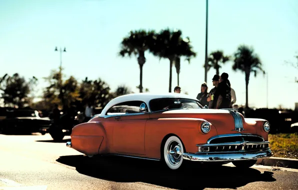 Деревья, красный, ретро, пальмы, люди, Pontiac, Pontiac Chieftain