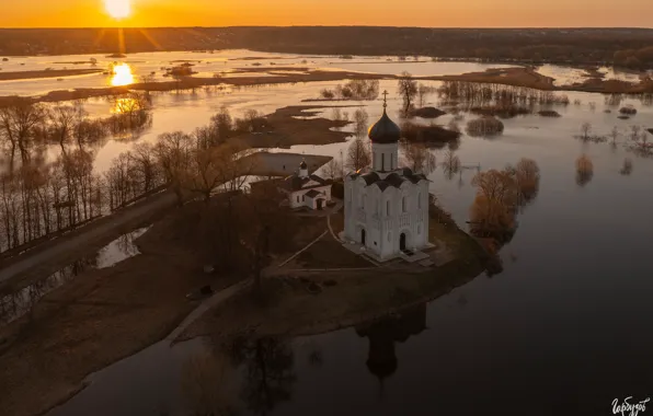 Солнце, лучи, пейзаж, закат, природа, река, весна, церковь