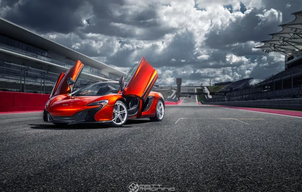 Картинка supercar, track, McLaren 650S