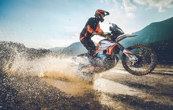 Горы, Шлем, Мотоцикл, Брызги, Мужчина, KTM, Приключенческий мотоцикл, KTM 890 Adventure R Rally